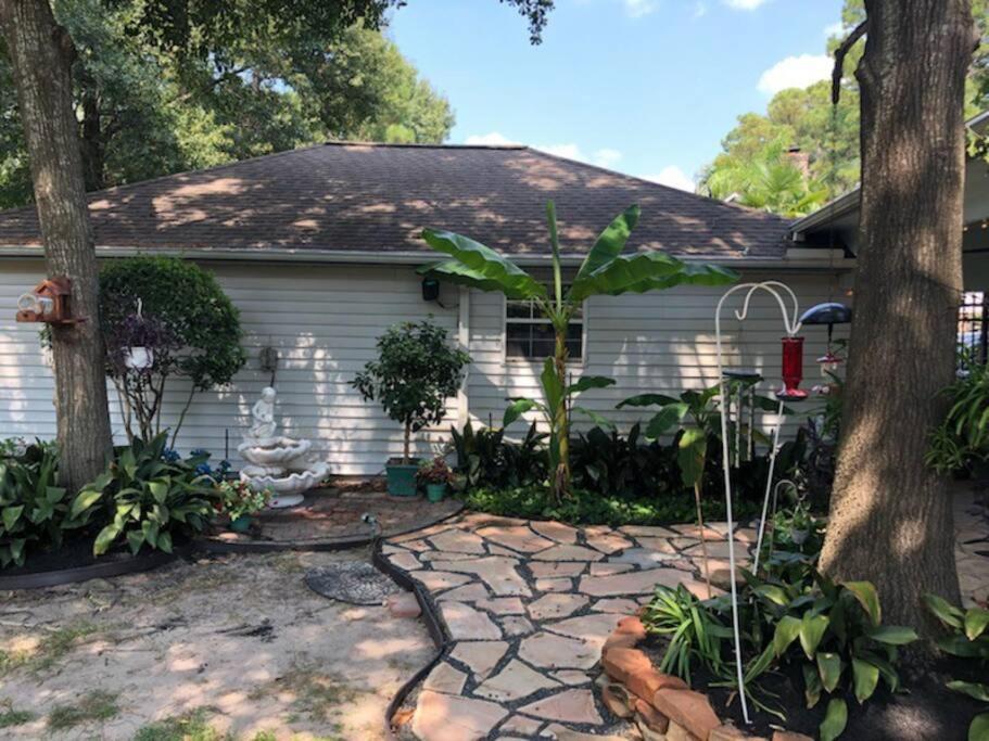 Homestay 2 Luxury Near Airport & The Woodlands
